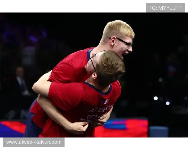 勒布伦兄弟的舞蹈庆祝：乒乓球赛场的情感表达边界